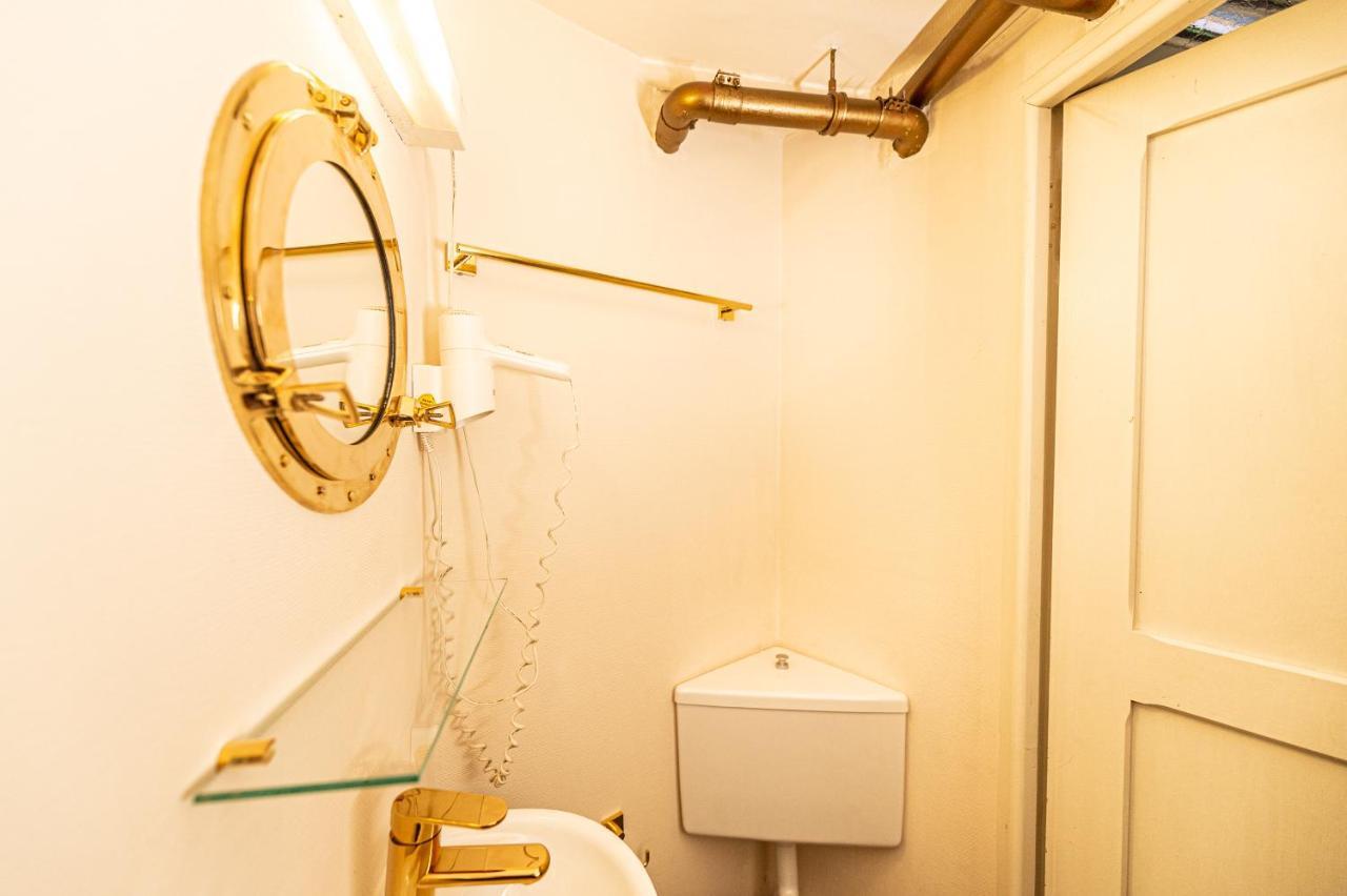 Hotel Feuerschiff Hamburg-Harburg